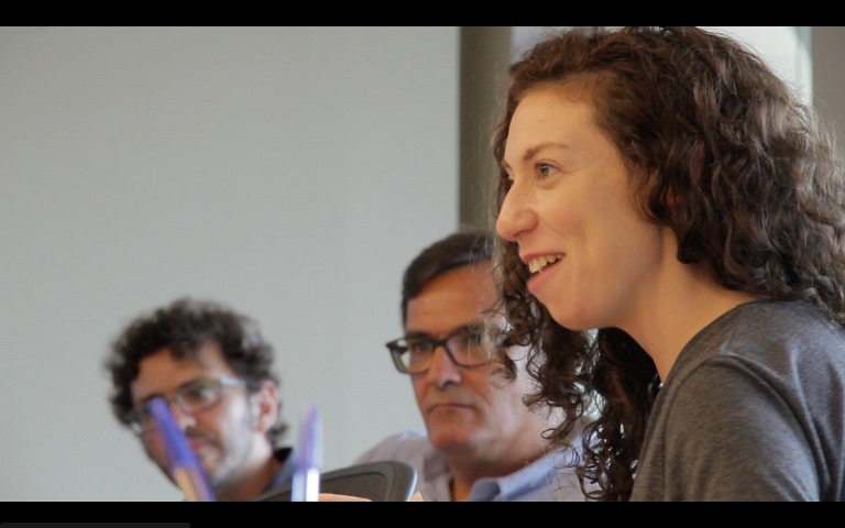 Andrea Rosen, diretora da Cube, Luiz Fernando Sá (ao centro) e Clayton Melo, da StartAgro, durante o encontro. Foto: Leonardo Mattos Guerra