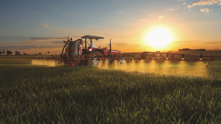 Nos EUA, estima-se que 52% dos agricultores já utilizem alguma forma de direção automática